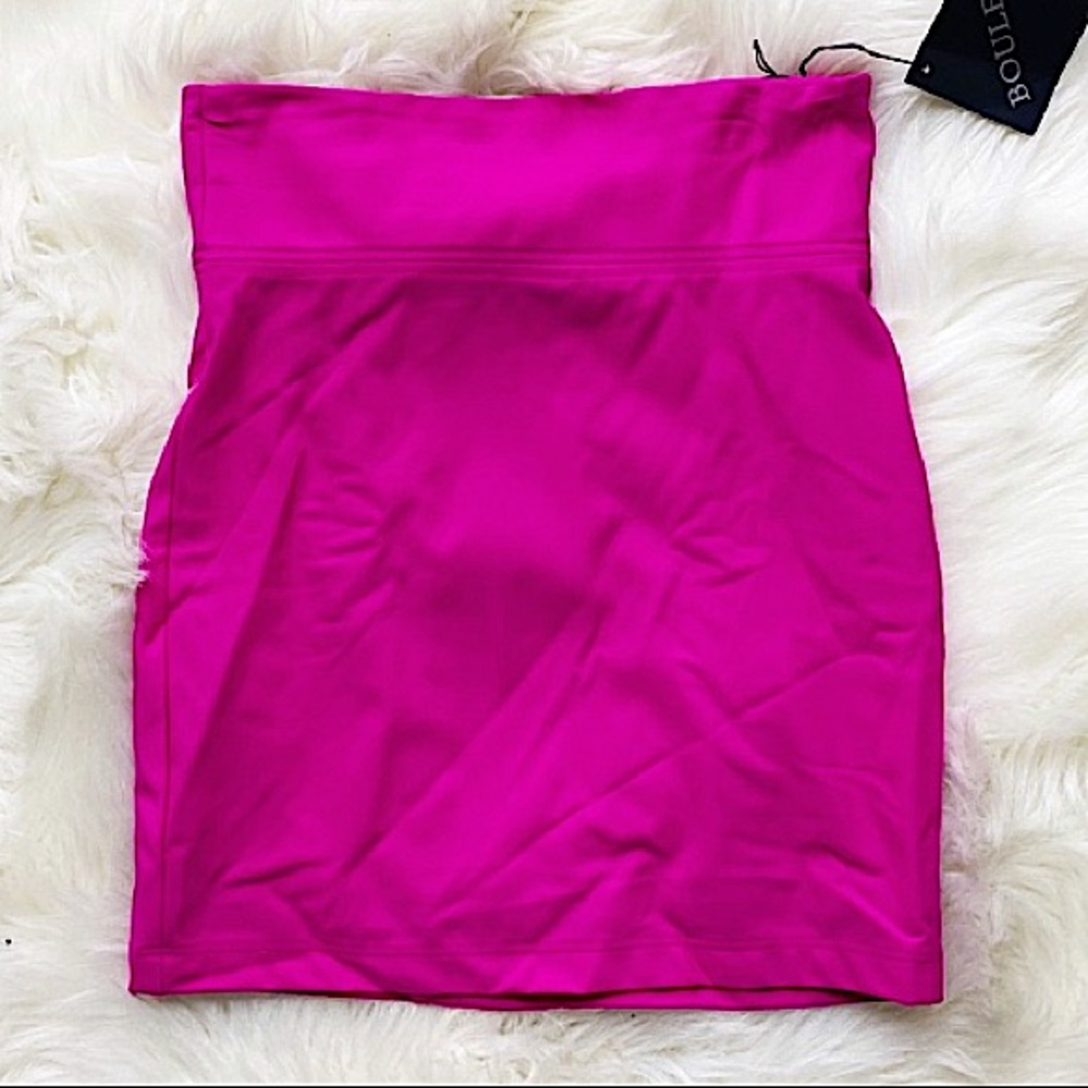🌺NWT🌺Boulee Neon Pink Levi Mini Skirt - Picture 4 of 10